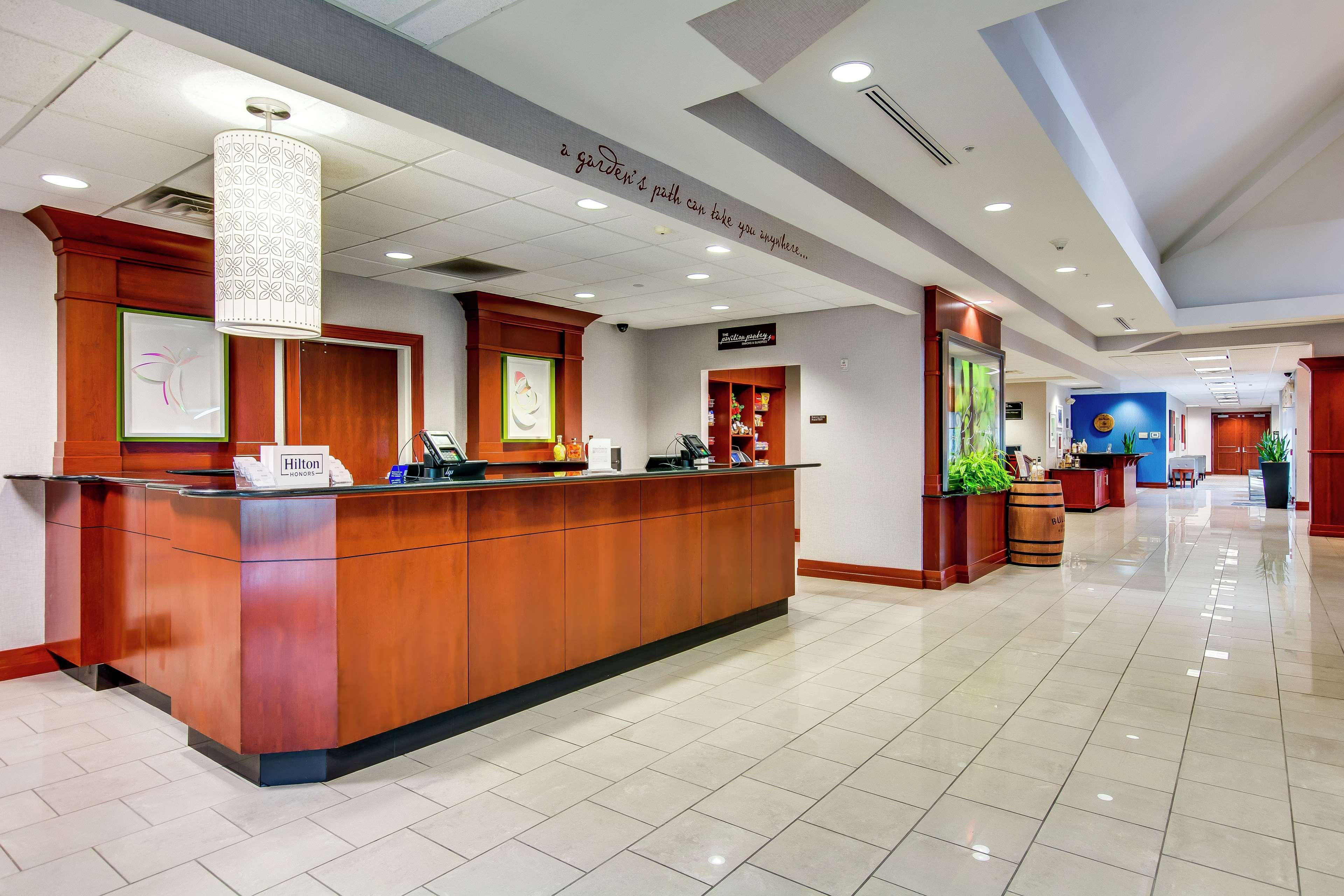 Hilton Garden Inn Louisville-Northeast Exterior foto