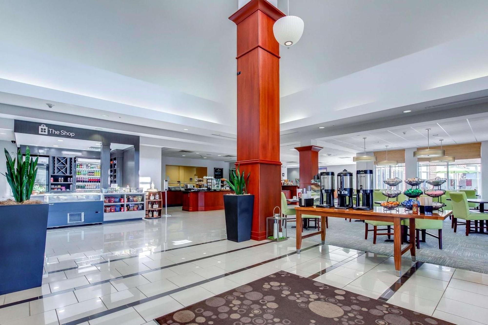 Hilton Garden Inn Louisville-Northeast Exterior foto