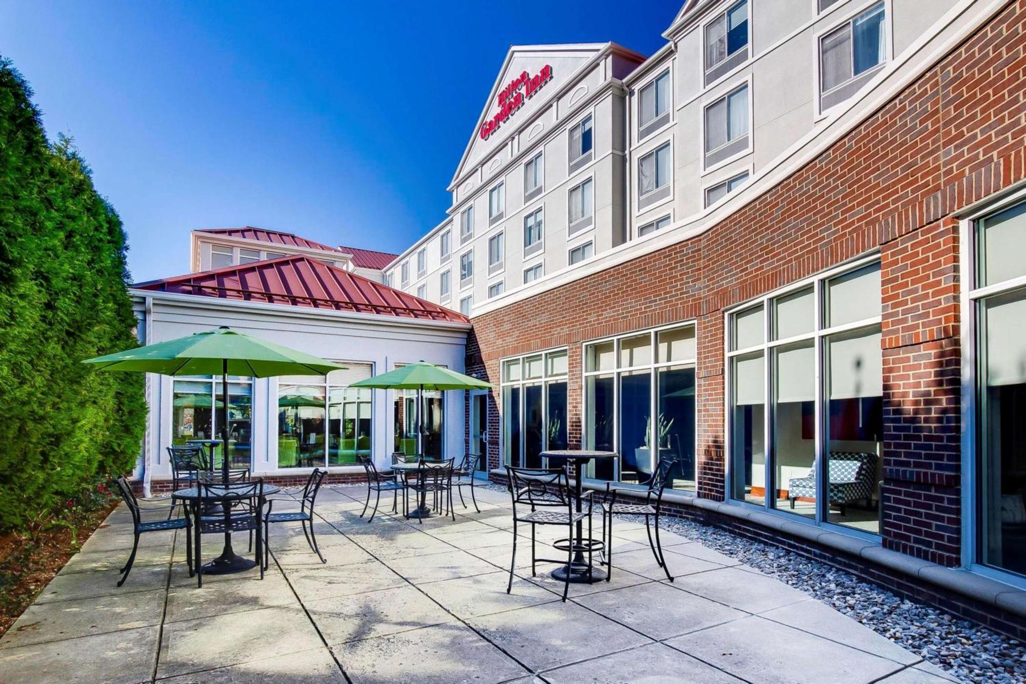 Hilton Garden Inn Louisville-Northeast Exterior foto